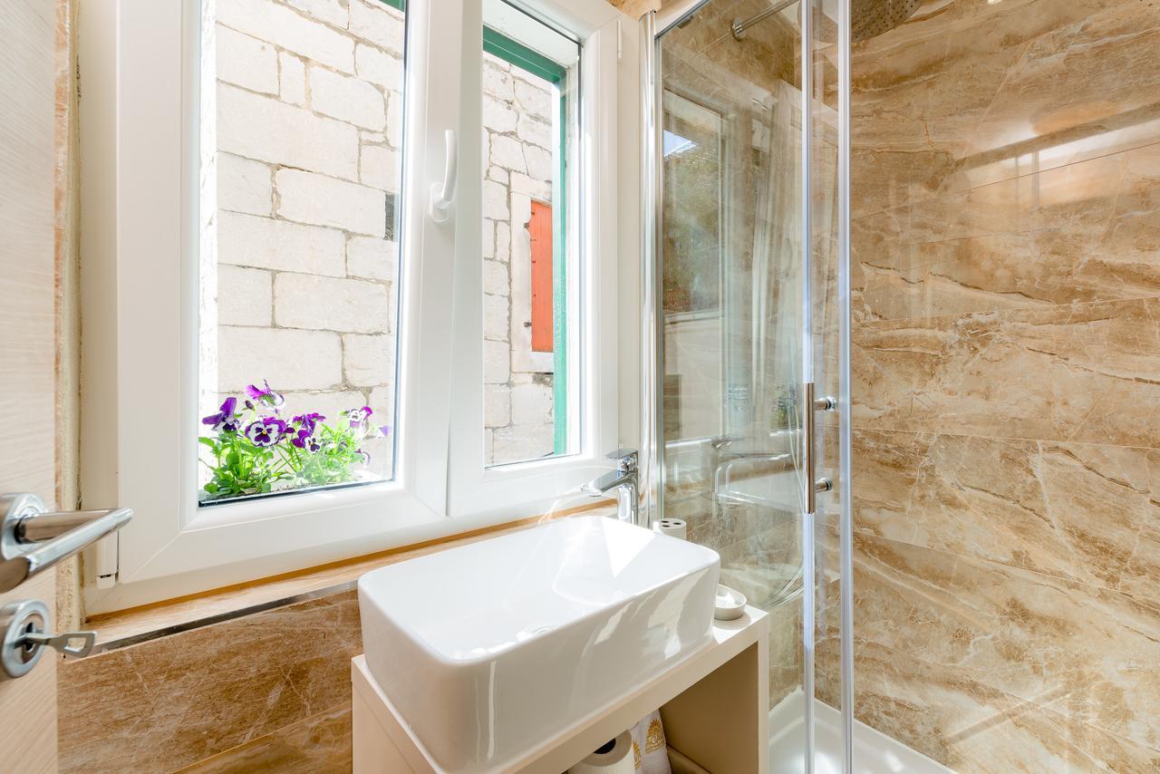Agava Lux Rooms&Pool سبليت المظهر الخارجي الصورة